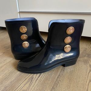 Vivian’s Westwood Melissa Rain Boots 8
